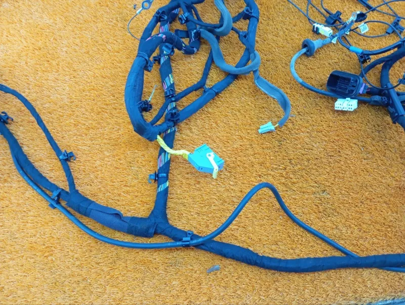 Проводка салона