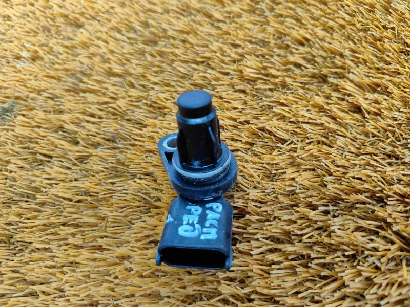 Датчик положения распредвала