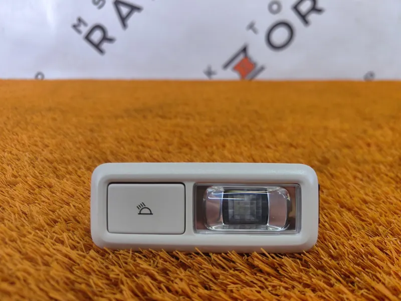 Плафон салона