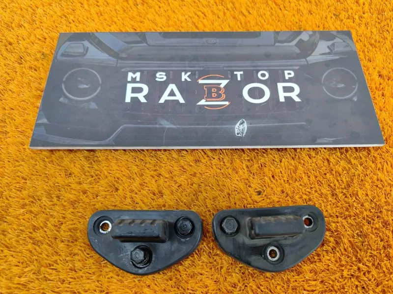 Отбойник крышки багажника