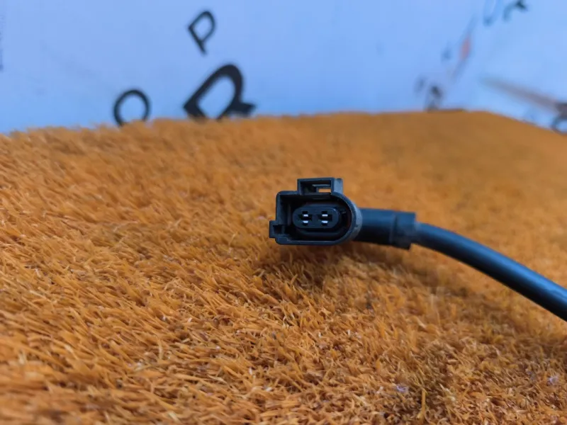 Проводка датчика ABS