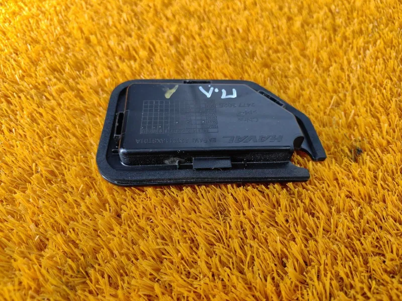 Накладка крепления зеркала