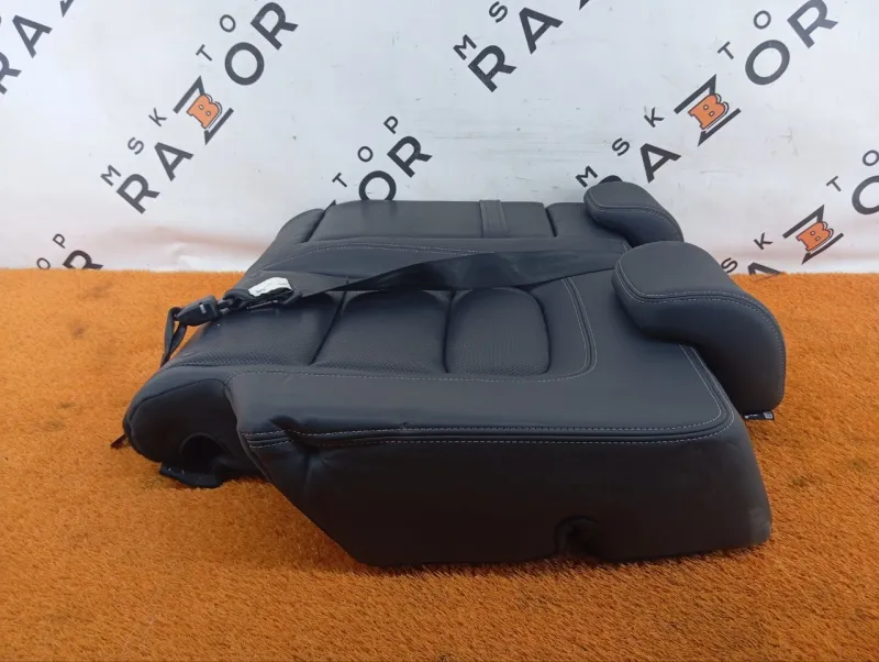 Спинка сиденья