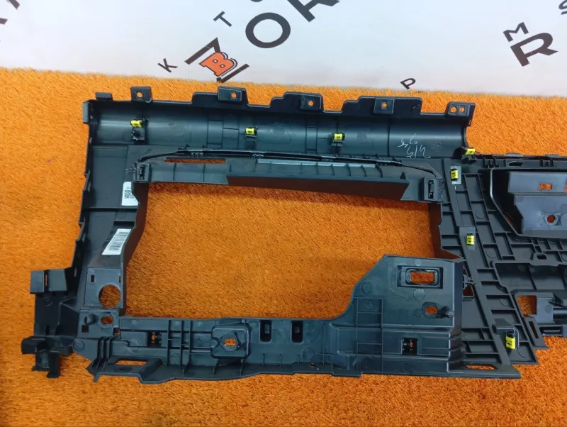 Накладка на торпедо