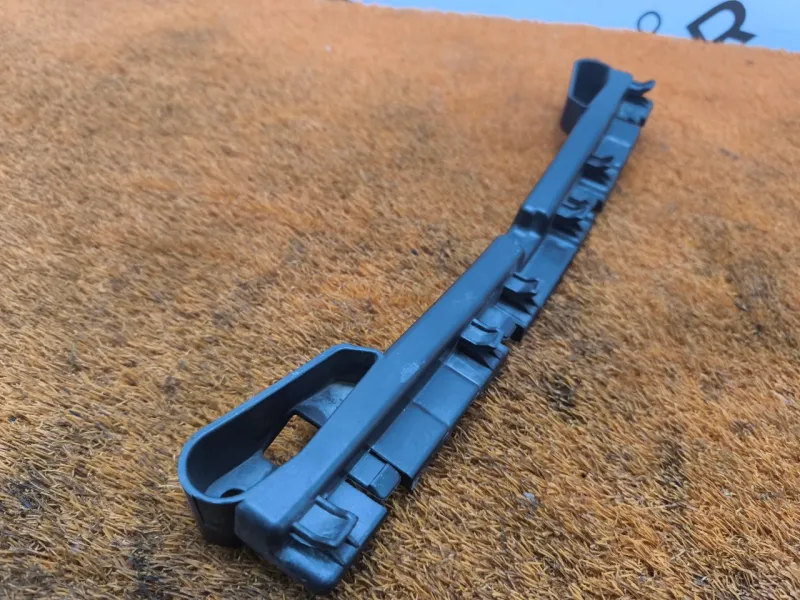 Кронштейн бампера