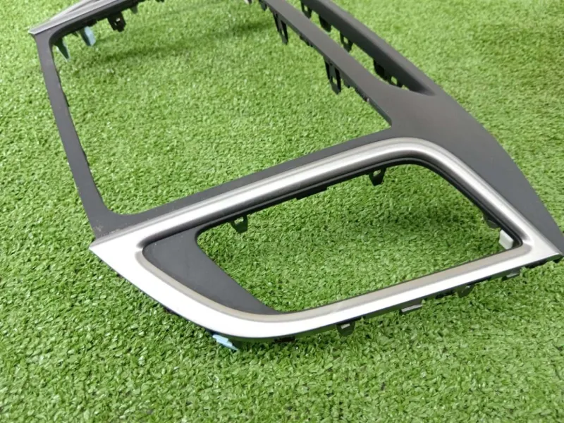 Рамка магнитолы