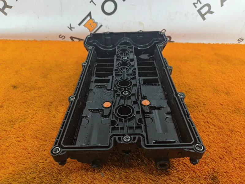 Клапанная крышка