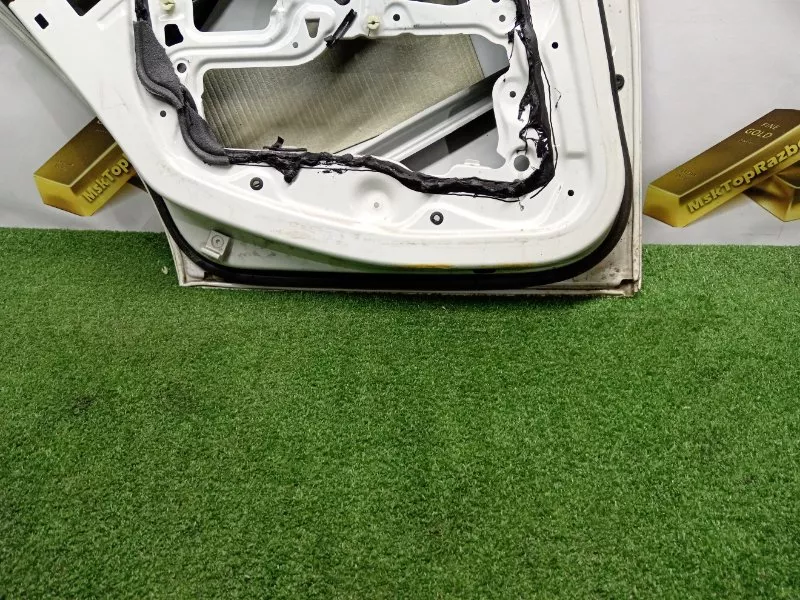 Дверь BMW 3-Series 2006 41007203647 E90, задняя левая