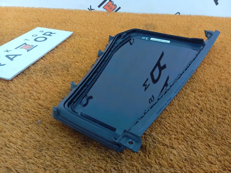 Форточка двери