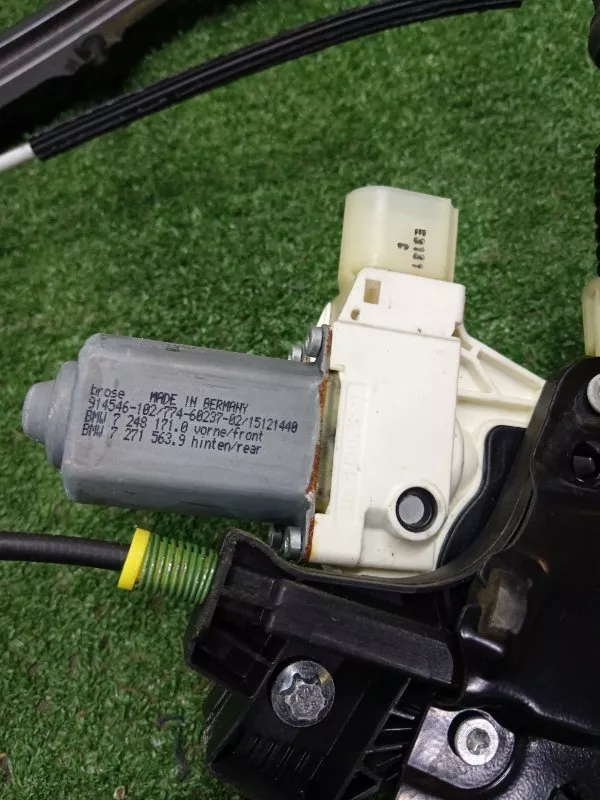 Стеклоподъемник BMW 5-Series 2012 51337182131 F10, передний левый