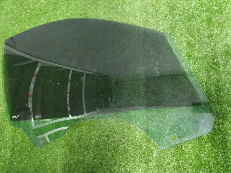 Стекло двери BMW X5 2010 51337137014 E70, переднее правое