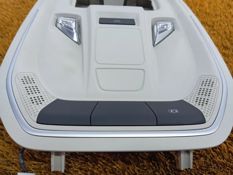 Плафон салона