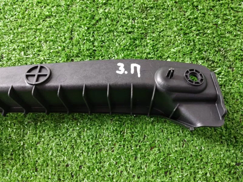 Кронштейн кузова