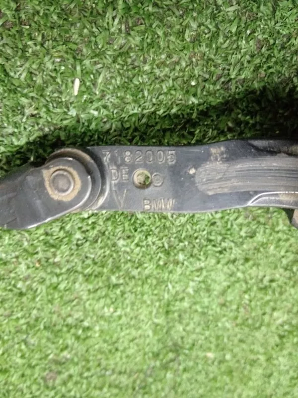 Ограничитель двери