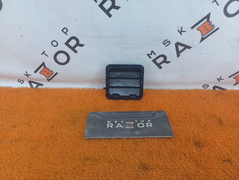 Решетка вентиляционная