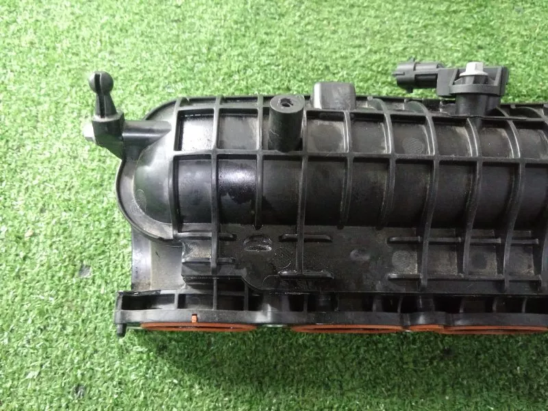 Коллектор впускной