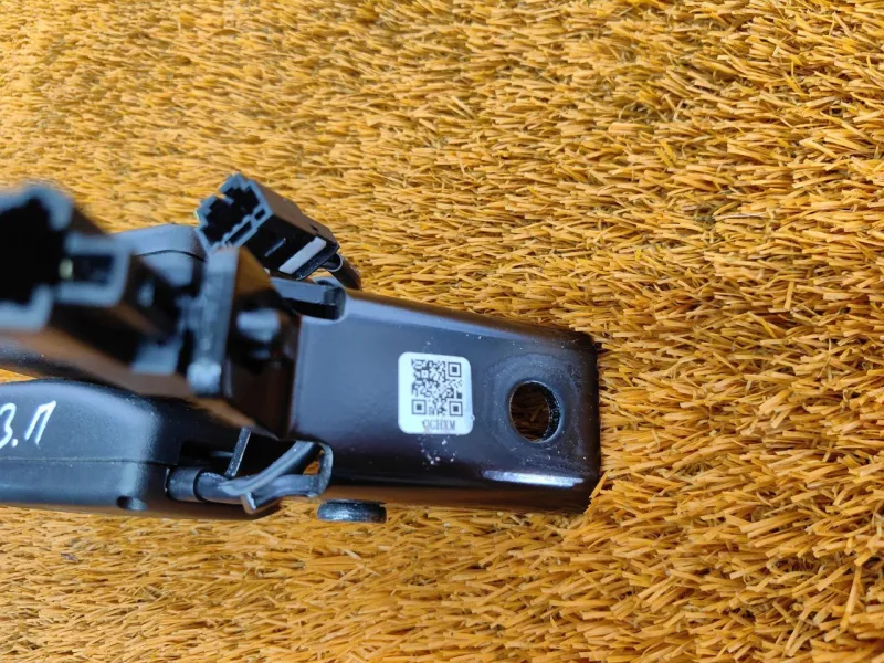 Ответная часть ремня безопасности