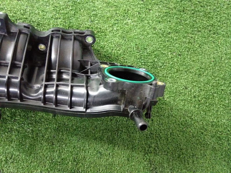 Коллектор впускной