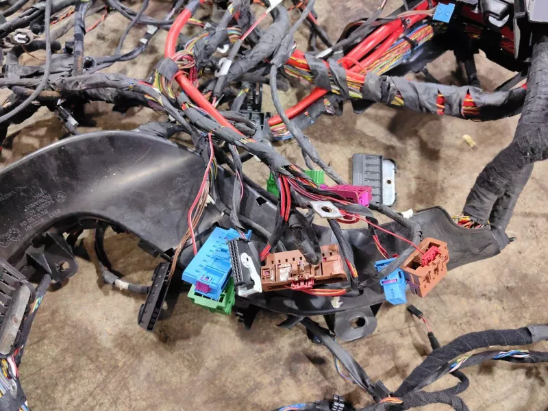 Проводка салона BMW 5-Series 2019 61112449598 G30 B47D20A