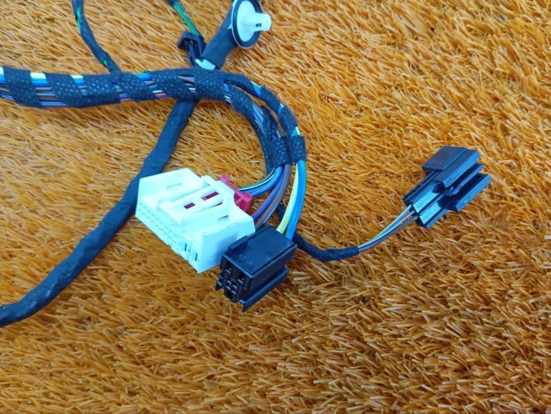 Проводка двери