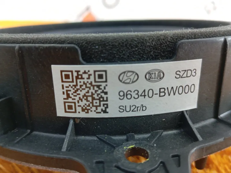 Динамик двери