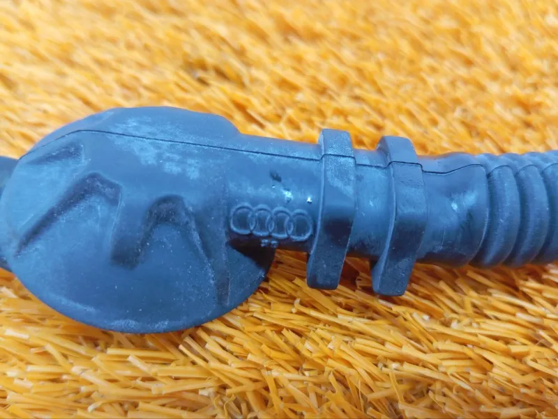 Трубка дренажная