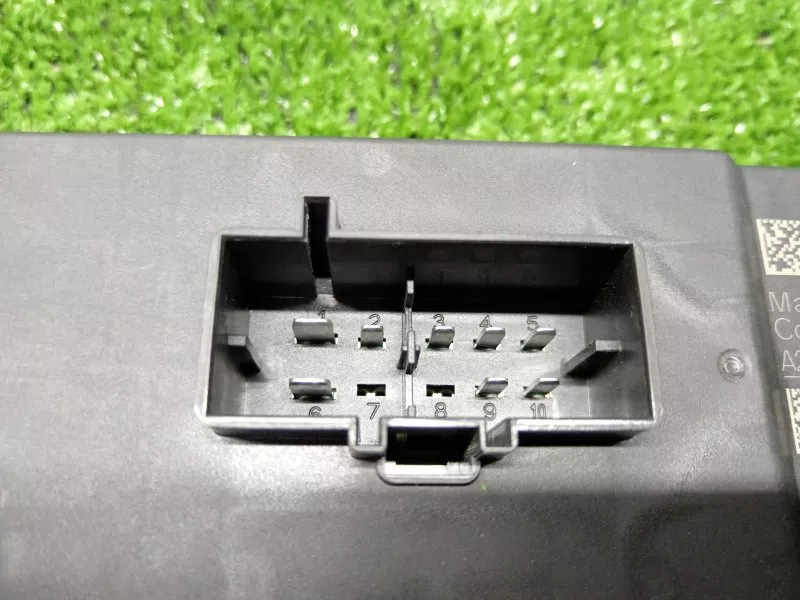 Блок управления двери багажника