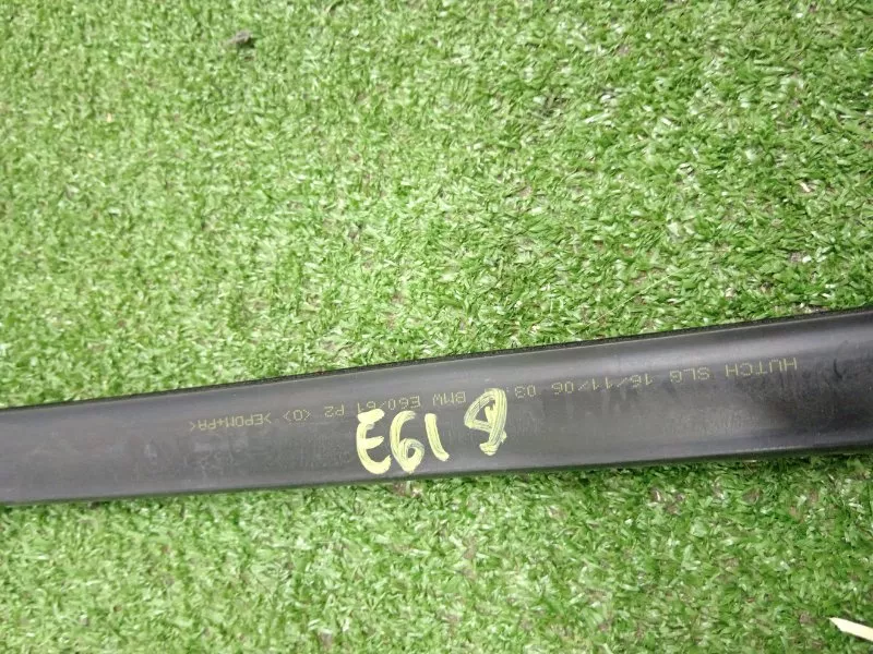 Уплотнитель двери