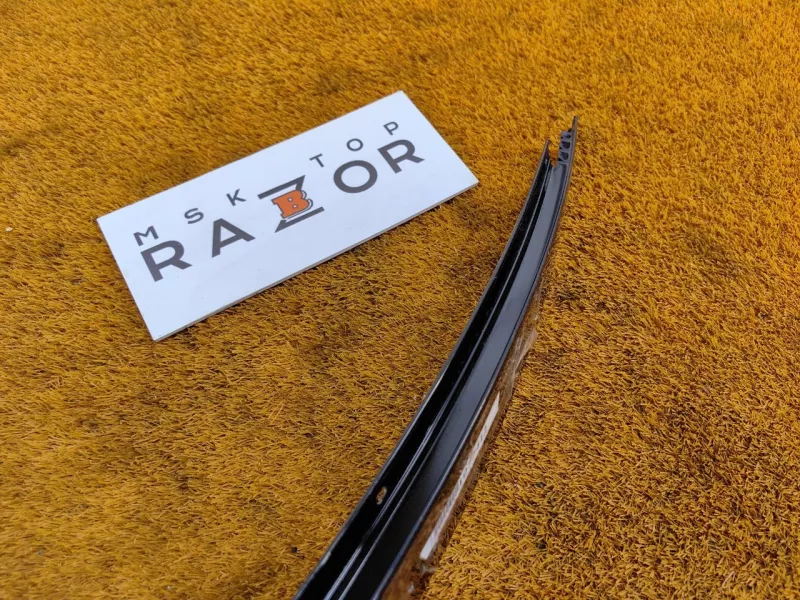 Молдинг двери