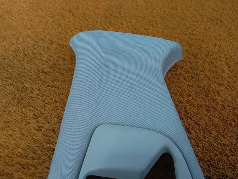 Обшивка центральной стойки