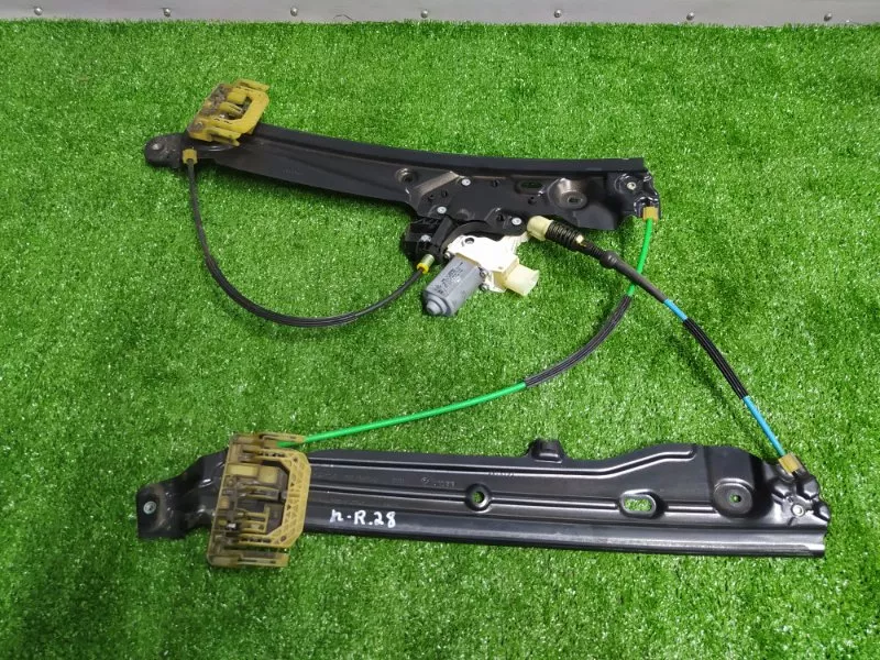 Стеклоподъемник BMW 5-Series 2012 51337182132 F10, передний правый