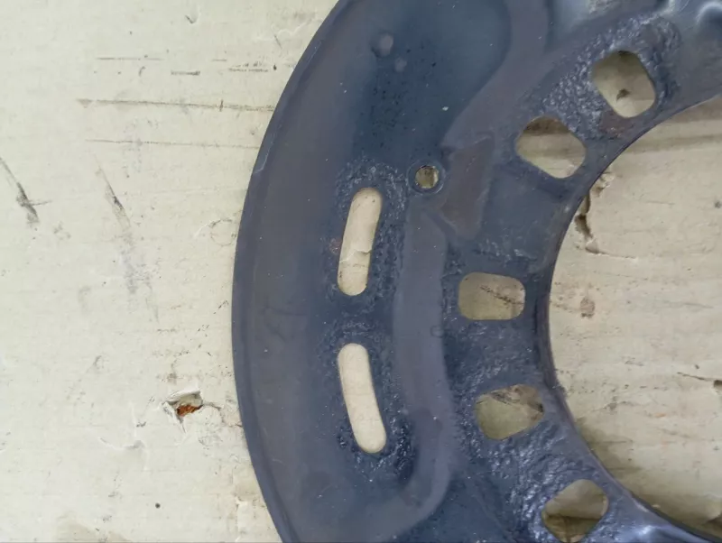 Пыльник тормозного диска