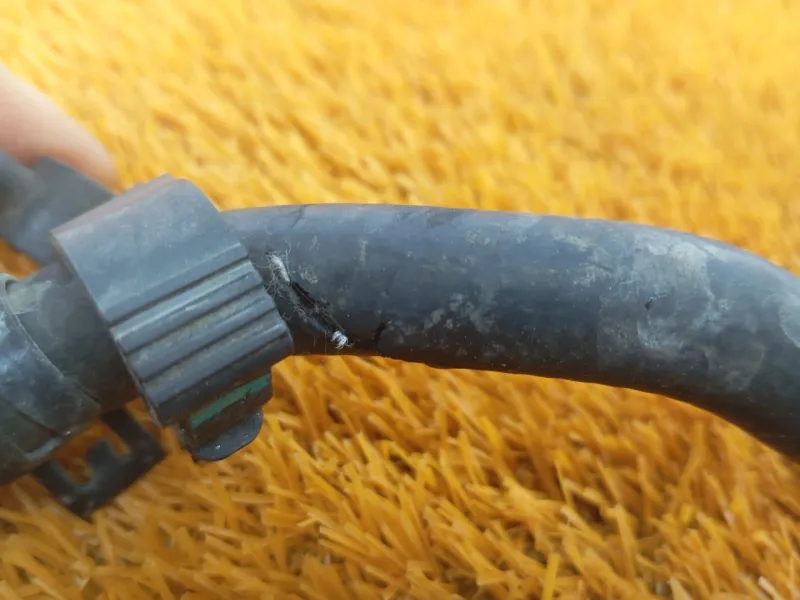 Патрубок радиатора