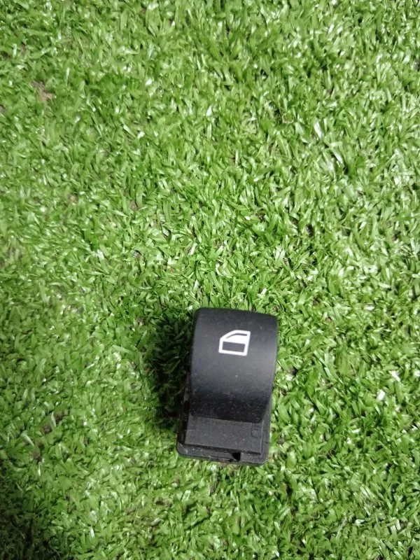 Кнопка стеклоподъемника