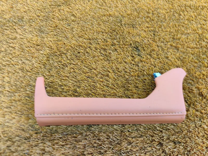 Декоративная накладка торпедо