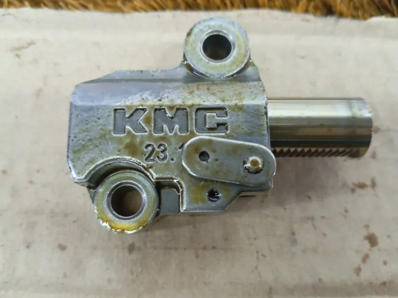 Натяжитель цепи ГРМ