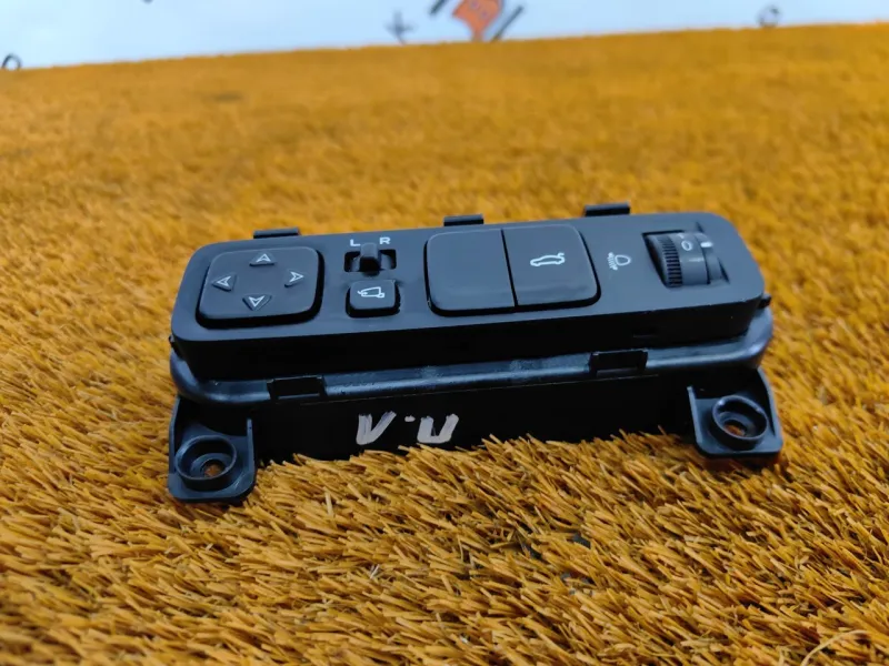 Блок управления зеркалами