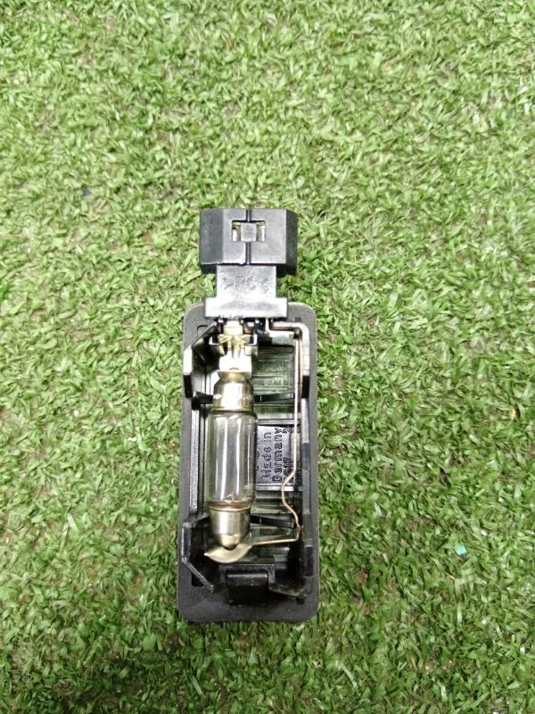 Фонарь подсветки номера