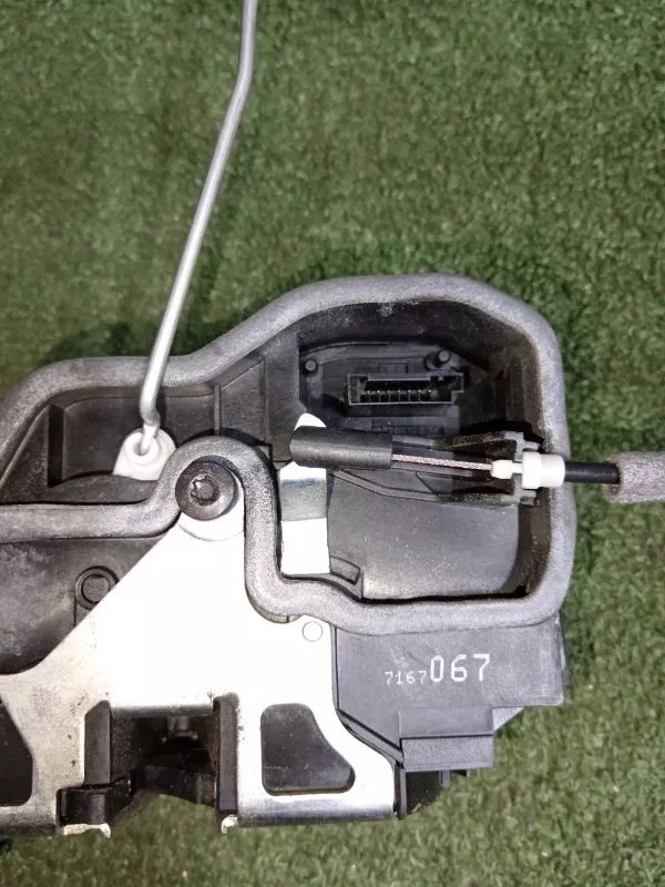 Замок двери