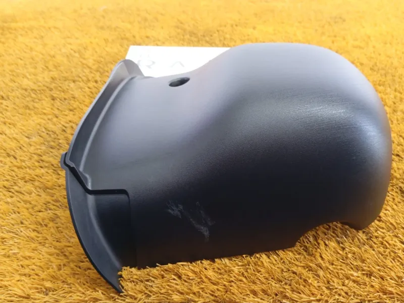 Кожух рулевой колонки