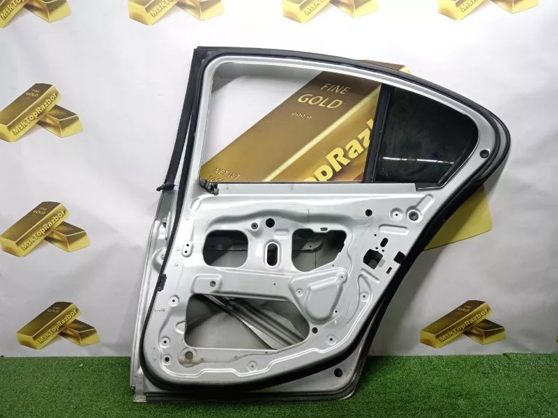 Дверь BMW 5-Series 2011 41007206114 F10, задняя правая