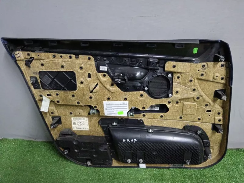 Обшивка двери BMW 5-Series 2010 51417260632 F07, передняя правая