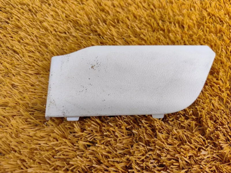 Обшивка багажника