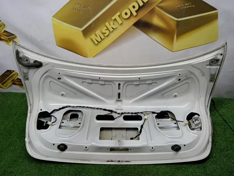 Крышка багажника