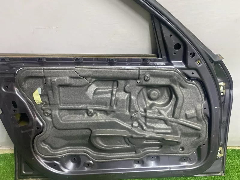 Дверь BMW 3-Series 2005 41007203643 E90, передняя левая