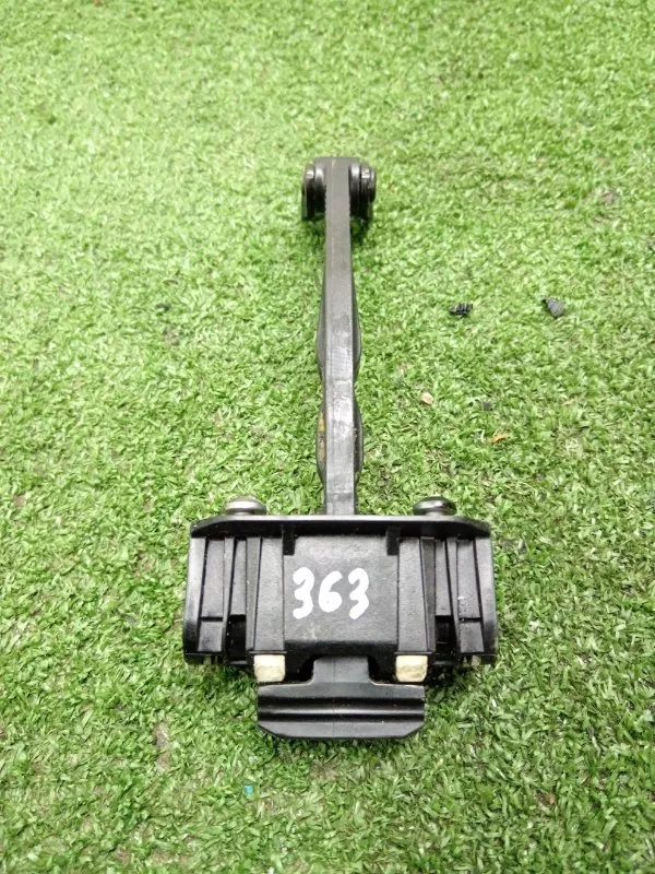 Ограничитель двери