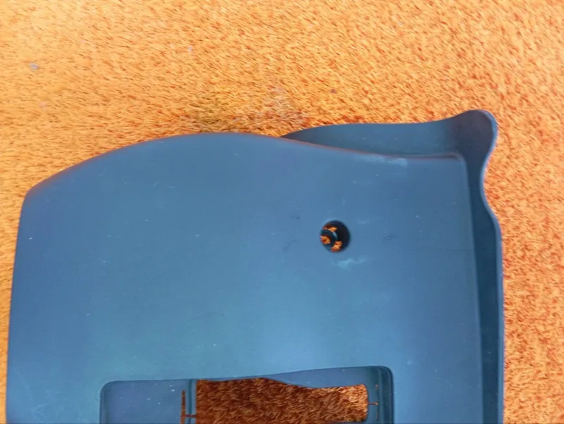 Кожух рулевой колонки