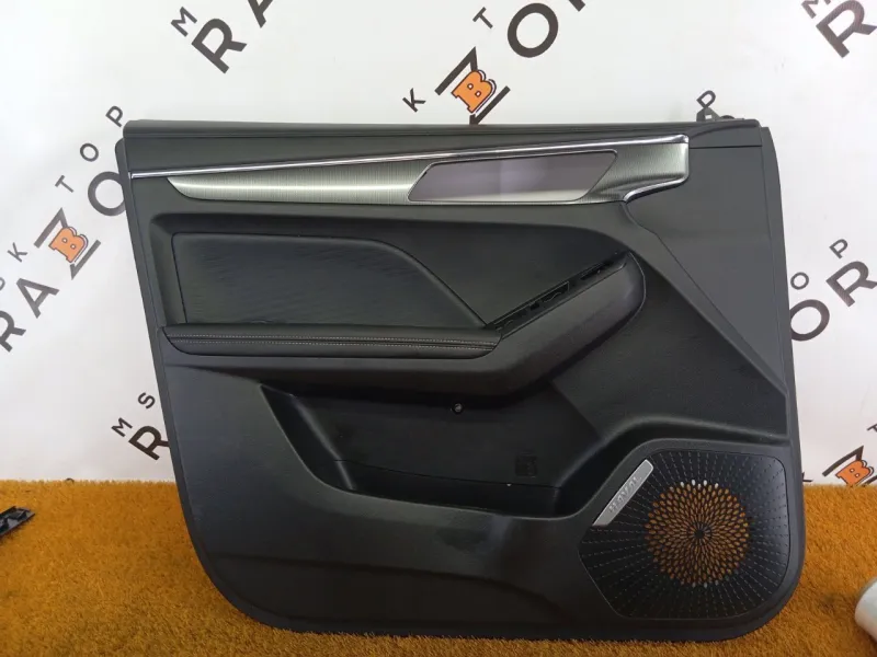 Обшивка двери