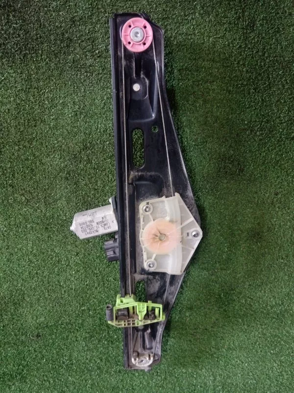 Стеклоподъемник