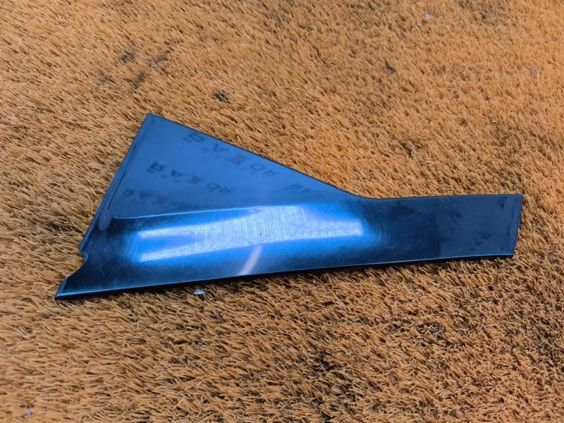 Молдинг двери